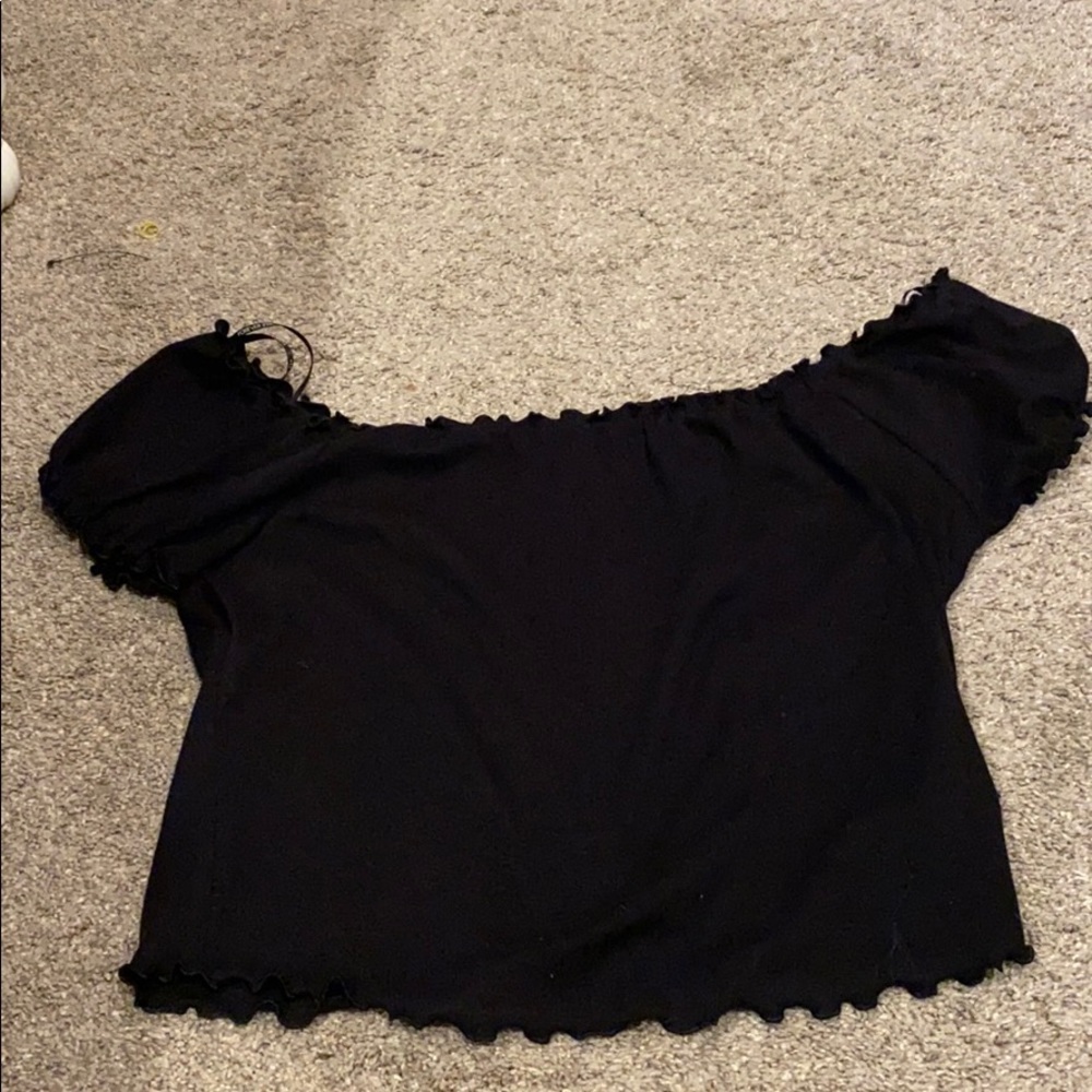 Selling forever 21 black off the shoulder tank